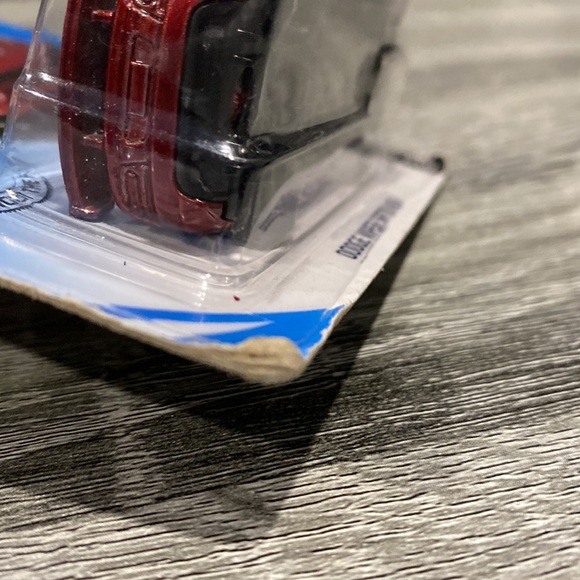 Hot Wheels | Race Day #7 of 10 Vehicles: Dodge Viper SRT10 ACR - 1:64 Scale - Picture 10 of 13